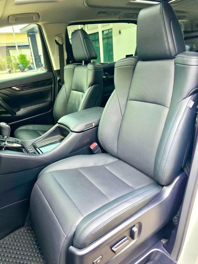 ขาย Toyota Alphard 2.5SC ปี19 9