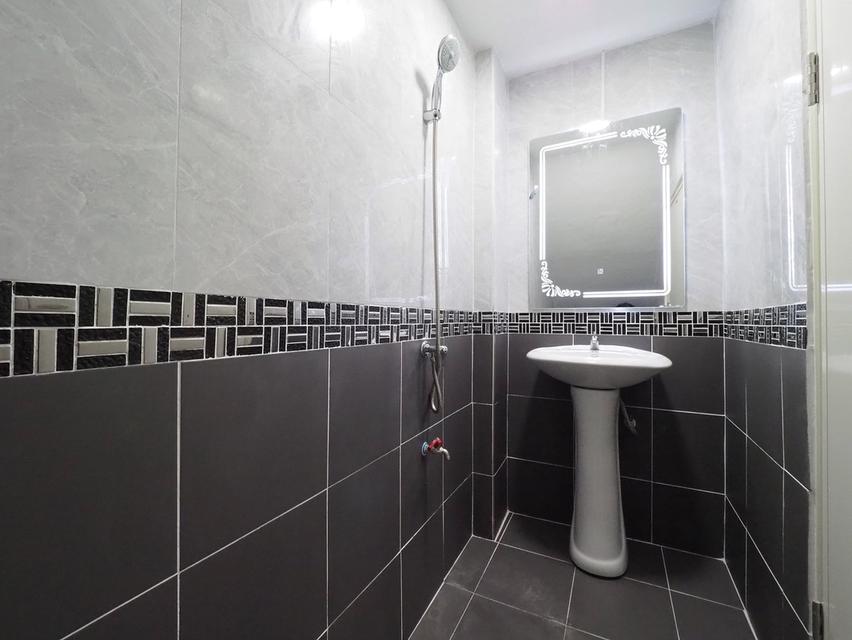 ขายอาคารพาณิชย์ 3.5 ชั้น+ดาดฟ้า ม.บัวทองธานี ขนาด 15 ตรว. 5นอน 3น้ำ [บางใหญ่-กาญจนาภิเษก] ขาย 1.99ล้าน 4