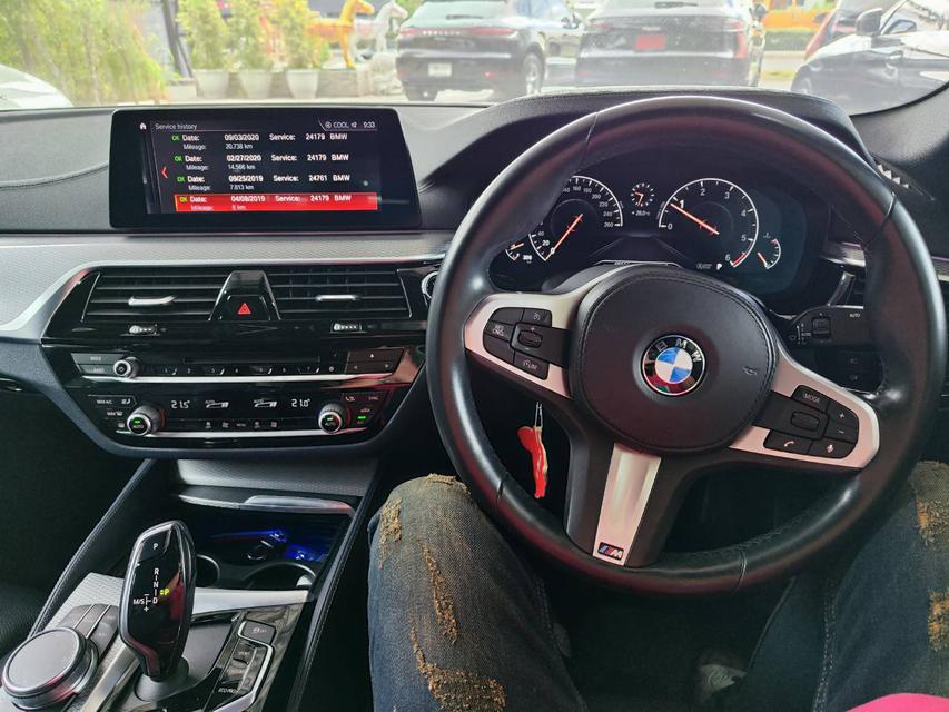 2019 BMW SERIES 520d M SPORT สีเทา เกียร์ออโต้   5