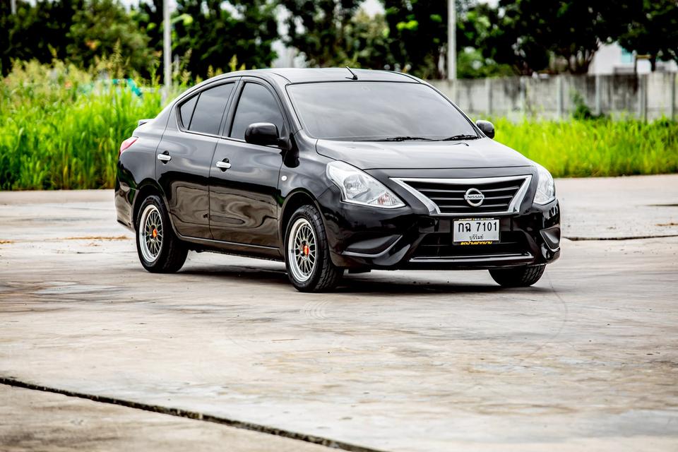 Nissan Almera 1.2E ปี 2015  สีดำ เกียร์ออโต้ 3
