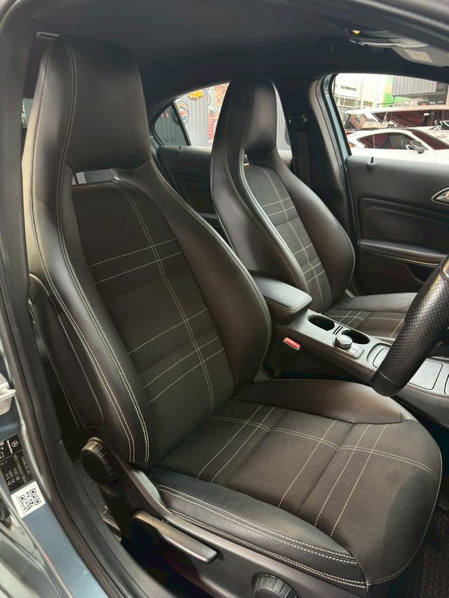 BENZ A180 URBAN ปี 2014 รูปที่ 11