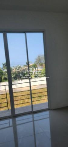 Townhouse เป็นทาวน์โฮม 2 ชั้น สภาพใหม่ อยู่ในทำเลที่ดี ใกล้สนามบินหัวหิน เหมาะสำหรับผู้ที่ต้องการบ้านพักอาศัยที่อยู่ท่าม 4