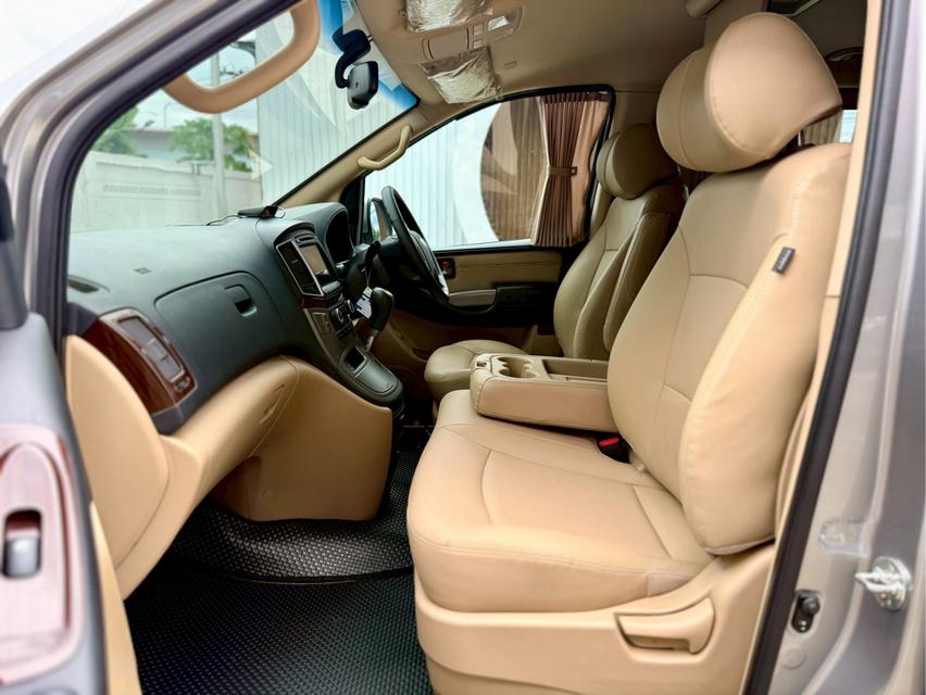 รหัสรถ WRT9778 🔥2019 HYUNDAI GRAND STAREX, 2.5 PREMIUM 9