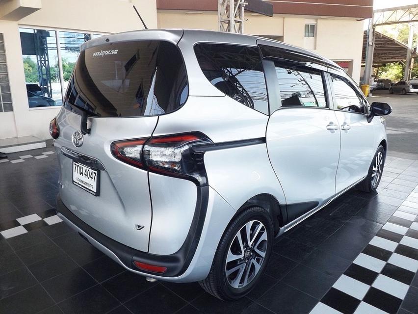 รหัส KCY4047 TOYOTA SIENTA 1.5V AUTO ปี 2018 4