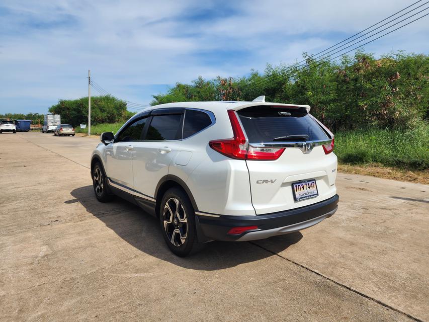 CRV Gen5 สีขาว รถปี 2019  2.4 EL AWD ขับเคลื่อน 4 ล้อ รุ่น Top เบนซิน 7 ที่นั่ง 4