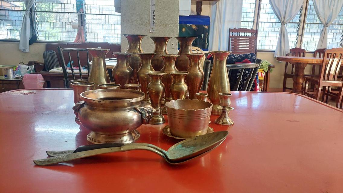 แจกัน กระถางธูป เชิงเทียน ทองเหลือง