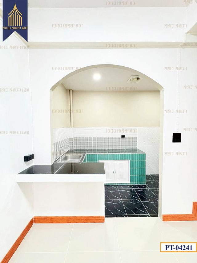 ขาย ทาวน์เฮาส์สวีทโฮมตกแต่งใหม่ราคาย่อมเยาว์ 4