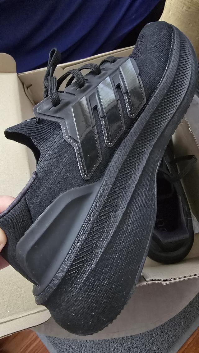 รองเท้า adidas ultra boost 5 สีดำ รูปที่ 4