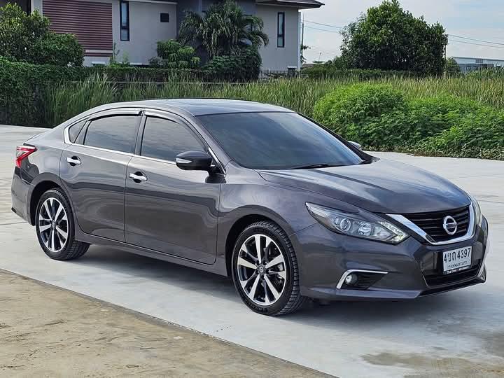 Nissan Teana แท้ๆ 2