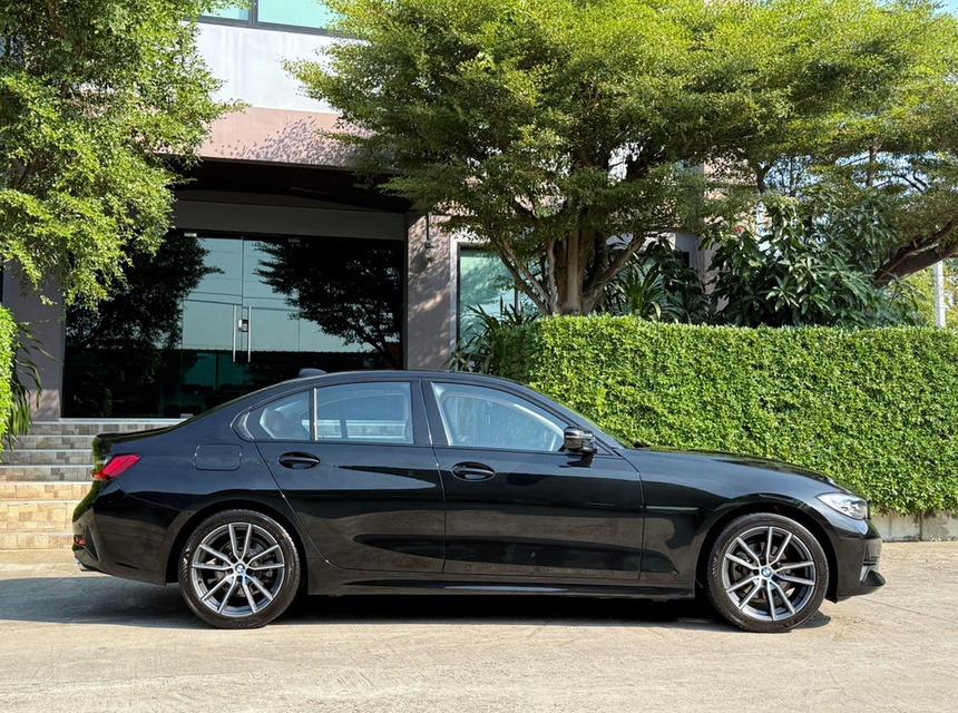 2020 BMW 320D G20 รถมือเดียวออกป้ายแดง  รถออกศูนย์BMW THAILAND รถวิ่งน้อย รถไม่เคยมีอุบัติเหตุครับ รูปที่ 2