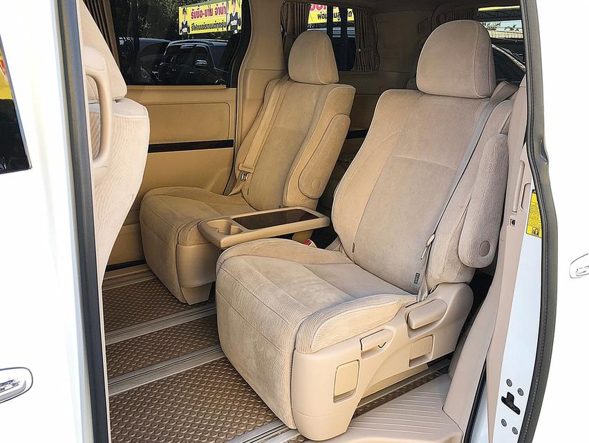 ขาย TOYOTA ALPHARD 2.4 ปี 2012 ไมล์ 200,000 กม.  9