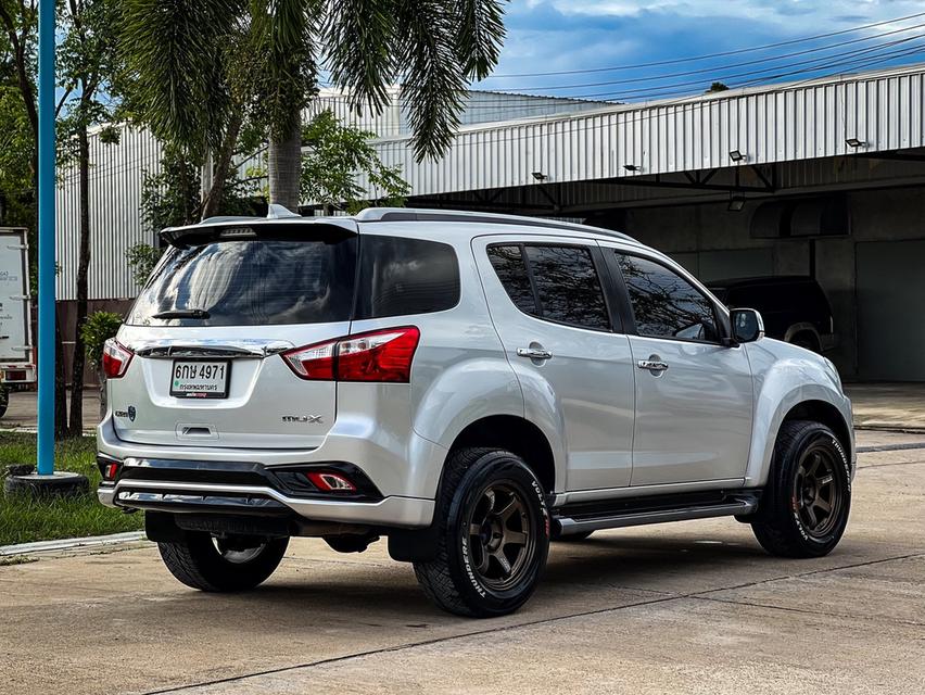 ขาย Isuzu MU-X 3.0Onyx ปี17