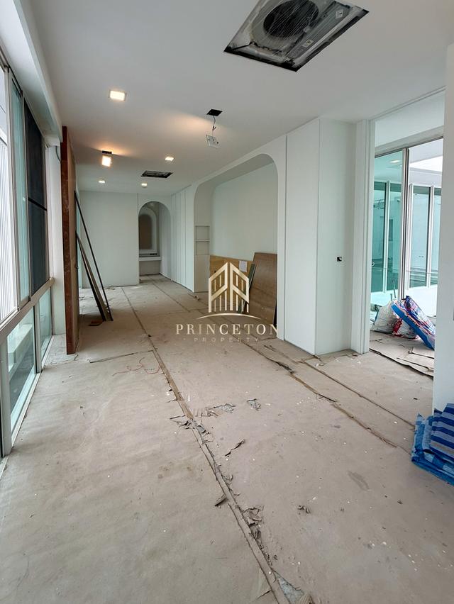 VIVE Bangna Super Luxury Modern Minimal residence 11