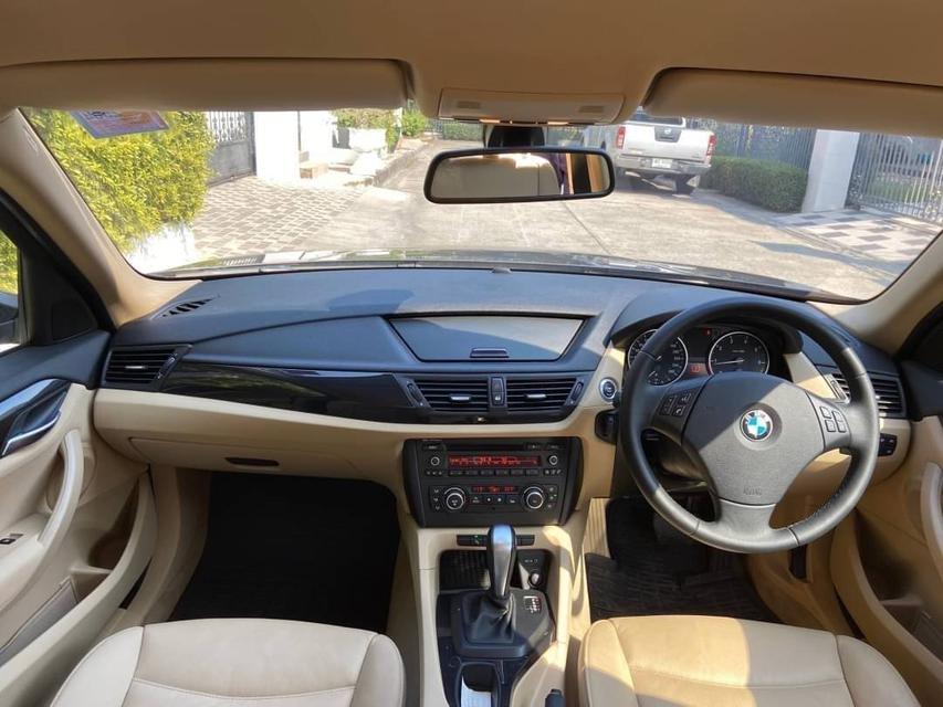 BMW X1 2.0 sDrive18i xLineมือเดียวจากป้ายแดง 6