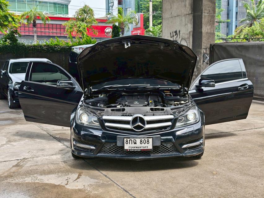 ขายรถ Benz C180 CGI W204 COUPE ปี 2013 สีดำ เกียร์ออโต้ 16