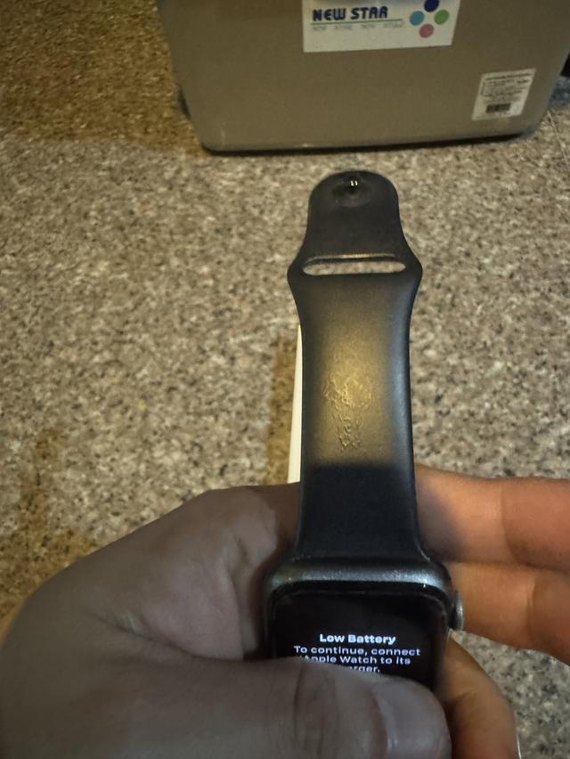 ขายApple Watchซีรี่4สีดำ44MMสภาพสวยๆใช้งานดีถูกมากก 5