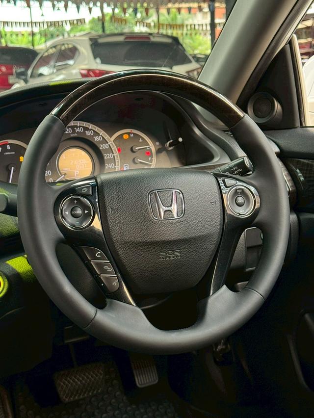 HONDA ACCORD 2.0 EL ปี2014 รถมือเดียว ออกห้างป้ายแดง 8