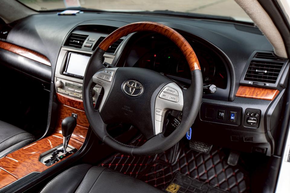 Toyota Camry 2.0G Extremo สีขาว ภายในดำ ปี 2009 สีขาว  15