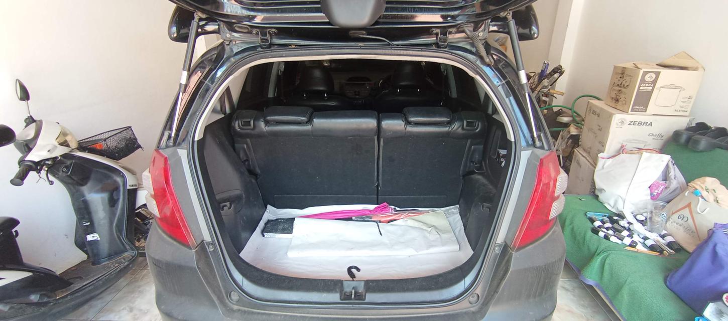 Honda Jazz SV 16
