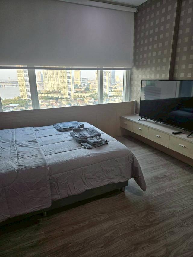 condo watermark chaophaya 6