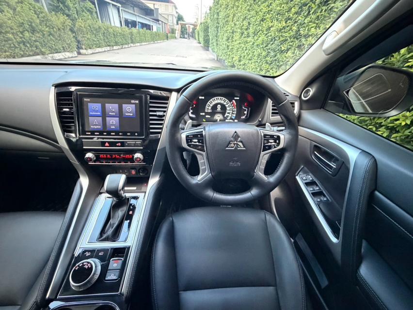 SUV 7 ที่นั่ง ตัวท็อปขับ 4 ในงบไม่ถึงล้าน เข้าศูนย์ทุกระยะสวยๆ ใช้น้อย Pajero GT Premium 4WD รูปที่ 6