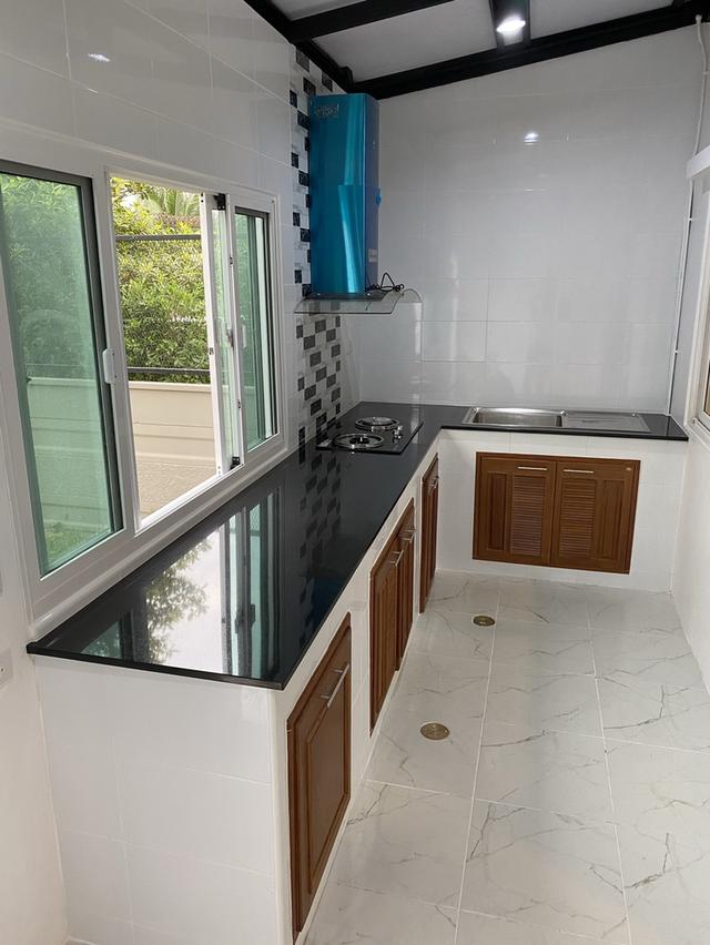 บ้านทาวน์โฮม 2ชั้น 3ห้องนอน 3ห้องน้ำ 1ห้องทำงาน ที่จอดรถ 2คัน 3