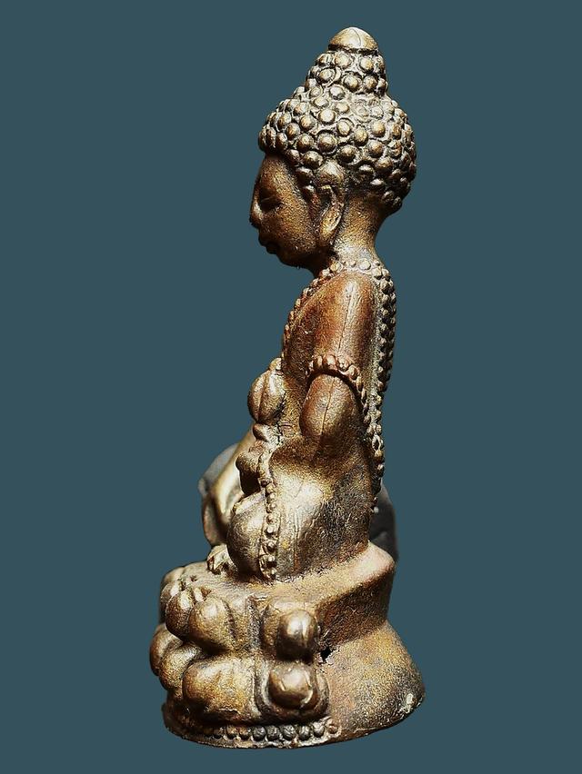 พระกริ่งใหญ่ ตอกโค๊ตยันต์ และดอกจัน....เก่า เดิมๆ 3