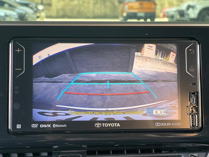 ขาย Toyota CHR 1.8Hybrid Mid ปี19 8