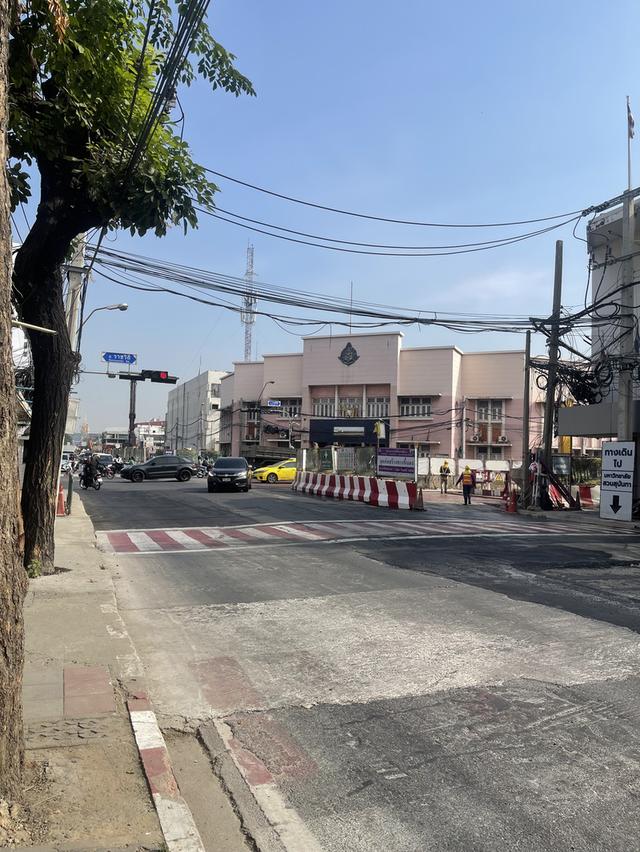 ขายอาคารพาณิชย์  ตึกแถว ซอยสามเสน ใกล้ ร.พ.วชิระยาบาล 3