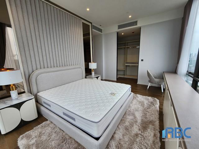 For Rent MUNIQ Langsuan, high rise condo, luxury level near Lumpini Park and Lang Suan Park 5