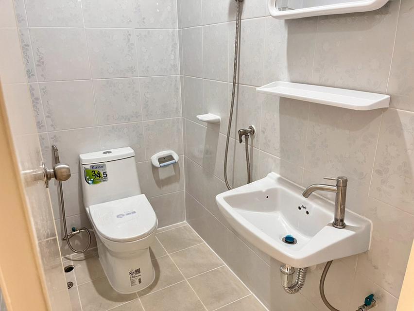 ทาวน์เฮ้าส์ 2 ชั้น หมู่บ้านชายคลอง รีโนเวทพร้อมอยู่ 6