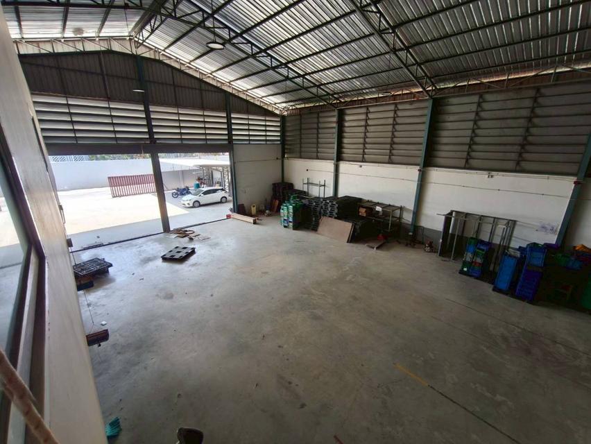 ขายโกดัง บางขุนเทียน พระราม 2 ขนาดเกือบ 1 ไร่ พร้อมออฟฟิศ ที่จอดพร้อมหลังคาพร้อมใช้งาน 10