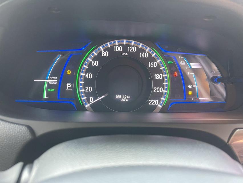 รหัสรถ AP3434 Honda Accord 2.0 HYBRID ปี 2017 สีเทา 18