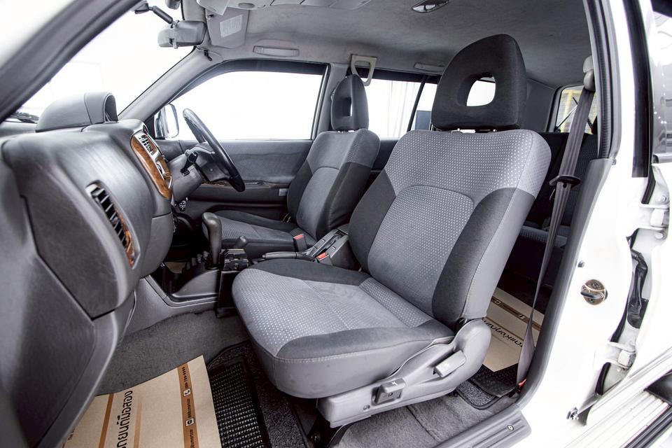 MITSUBISHI STRADA G-WAGON 2.8 GLS 4WD 2002
