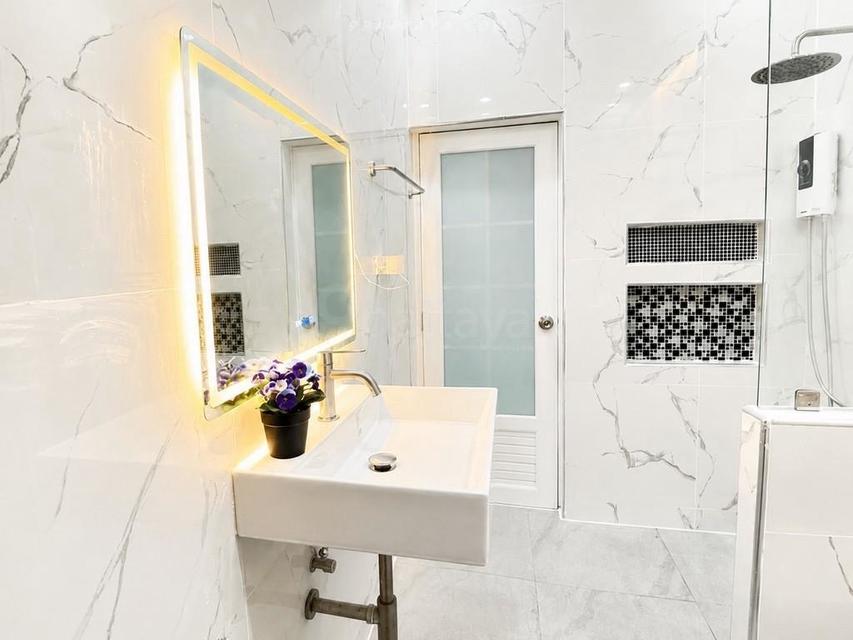 For Sale — Newly Renovated Single-Storey Townhouse at Raviporn Place, Soi Nern Plub Wan Beautiful 29sqw 2bedrooms 2bathrooms Modern Style 16
