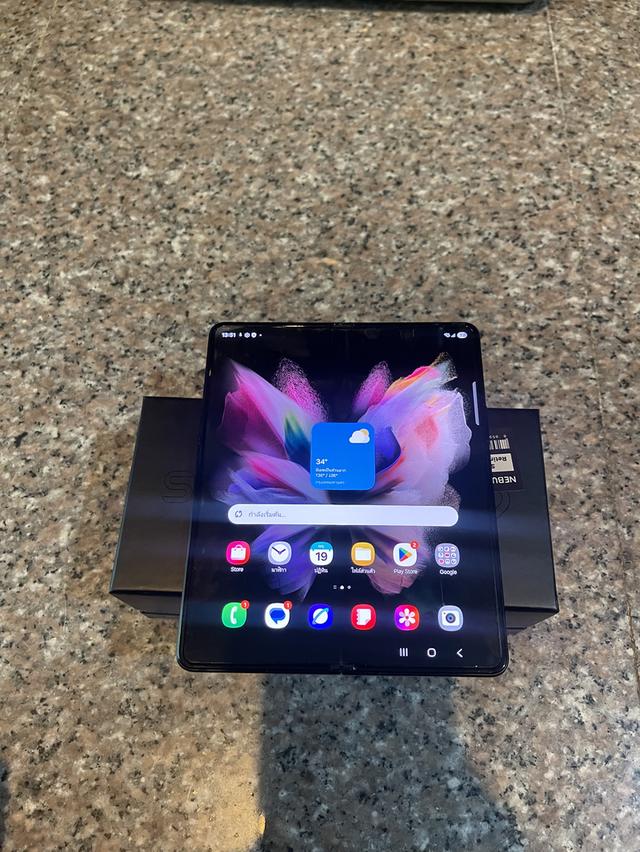 ขายSamsungFold3 5G สีMystic Black256กิ๊กจอกางสุดสภาพนี้หายากมากๆใช้งานดีถูกมากก