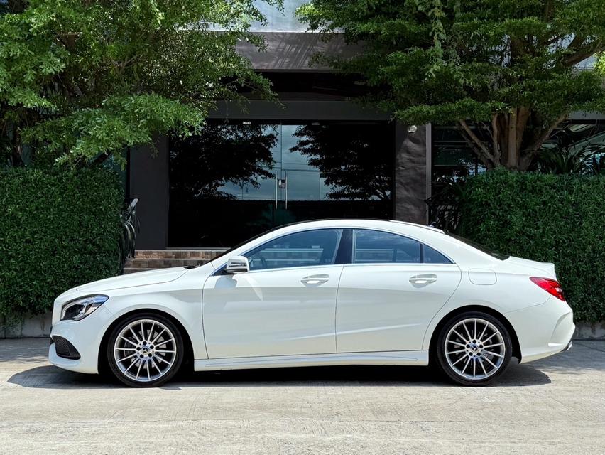 2018 BENZ CLA 250 AMG FACELIFT รถออกศูนย์ BENZ THAILAND รถวิ่งน้อยเพียง 80,000 กม รถไม่เคยมีอุบัติเหตุครับ