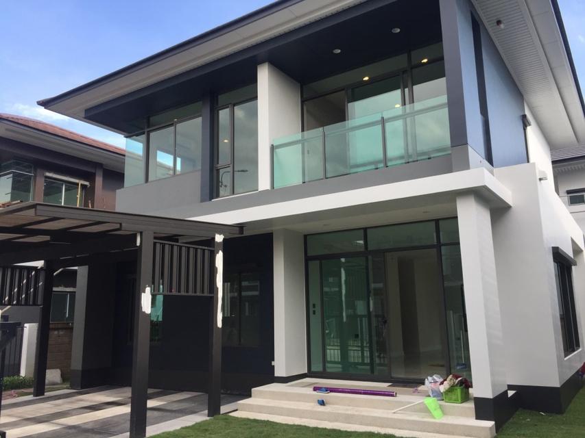 NEW HOUSE FOR RENT SETHASIRI KRUNGTHEP KREETHA 190 Sqm. 75 SqWa, 4 bedroom, 3 bathroom near Suvarnabhumi International Airport,Brighton College 19