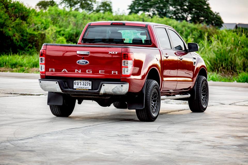 Ford Ranger Hi-lander 4 ประตู 2.2 XLT เกียร์ MT ปี 2013 สีแดง สภาพดี 7