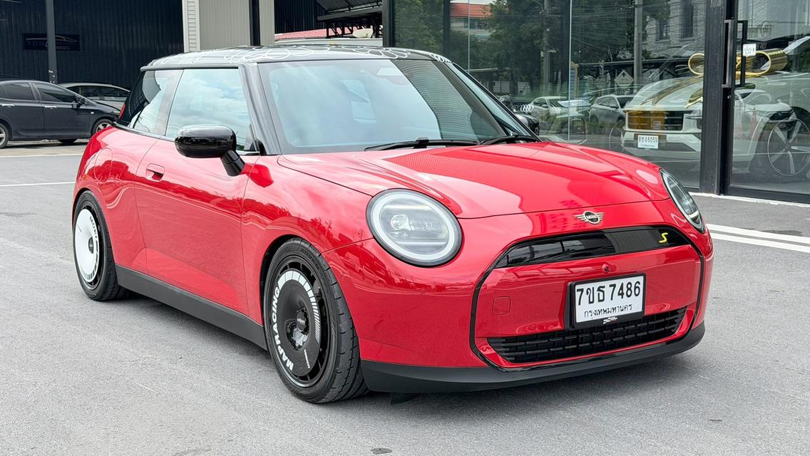 (แจ้งรหัสรถ KPV7486) 2025 จด 26 MINI HATCH COOPER SE EV Hightrim TOP