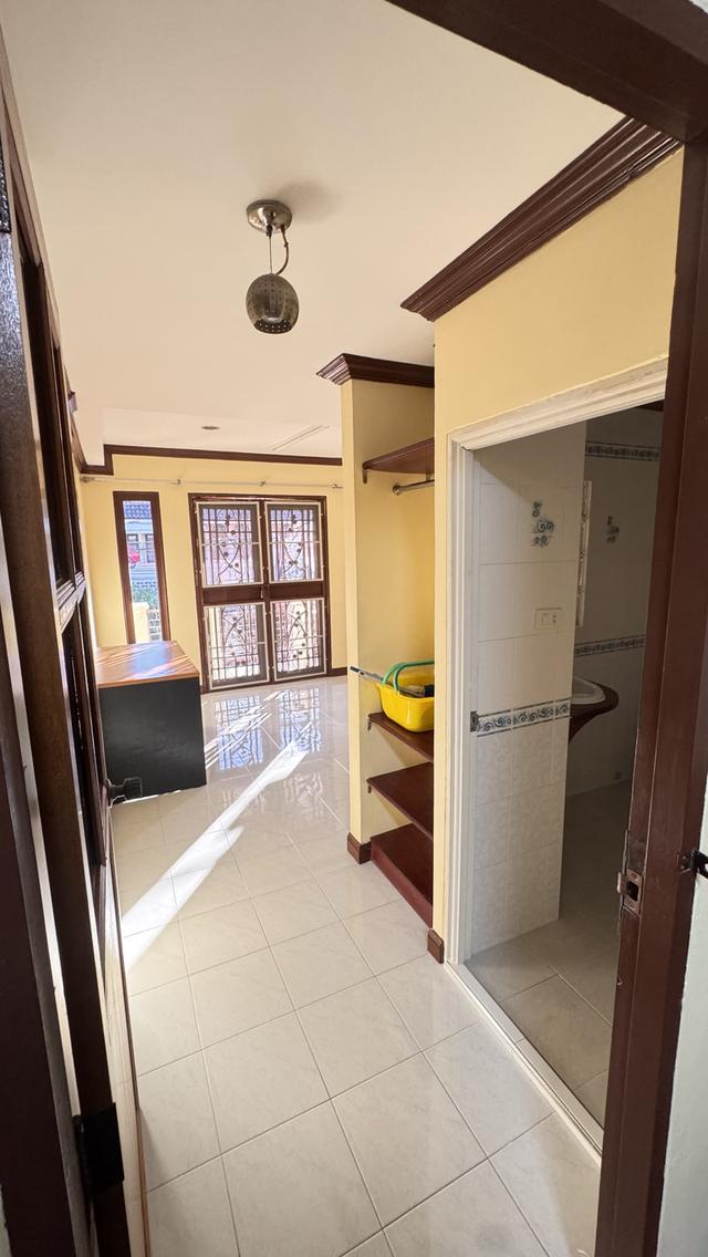 📣 ให้เช่าทาวน์โฮมหลังใหญ่ 5 ห้องนอน ติด BTS พหลโยธิน 59 (100 เมตร!) ใกล้ห้าง ใกล้ตลาด ครบจบในที่เดียว 7