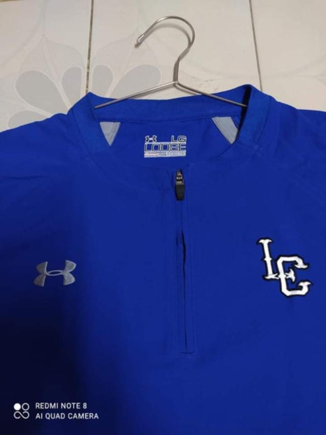 เสื้อ กีฬา แบรนด์ดัง Under Armour สภาพเหมือนใหม่ รูปที่ 4