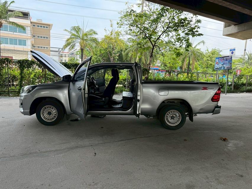 Toyota Revo 2.4j ZEdition Cab (เกียร์ธรรมดา) 13