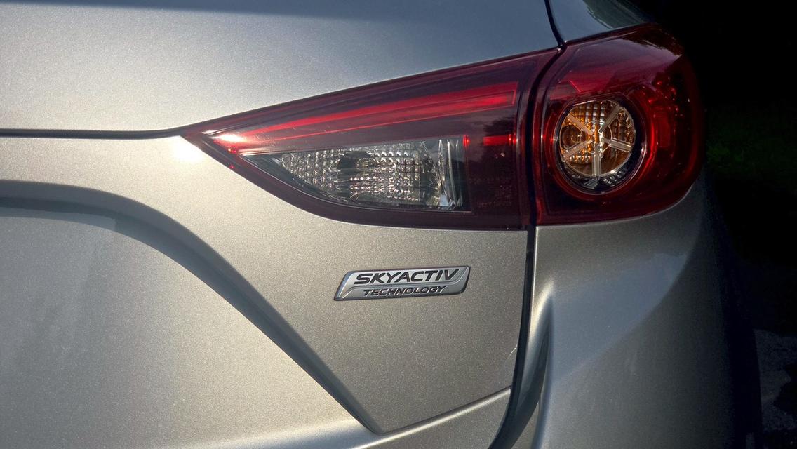 รหัสรถ WB36 Mazda 3 S Sports  ปี 2015 (สีบรอนด์) 13