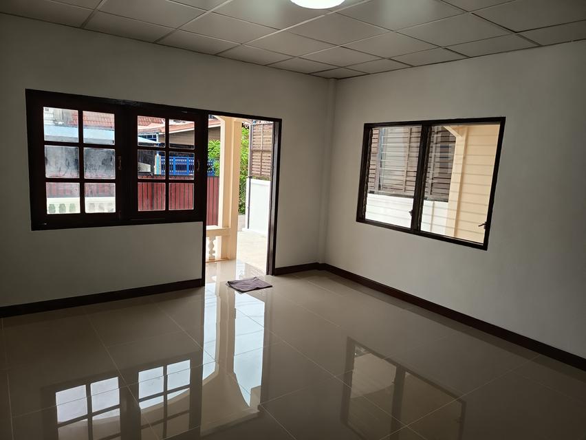 ขายทาวน์เฮ้าส์ วโรชา4  7