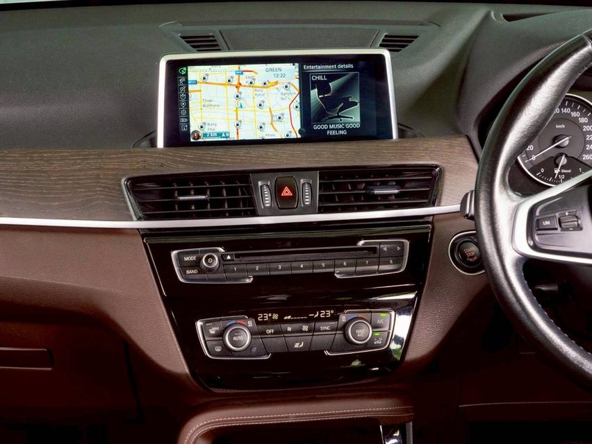BMW X1 sDrive18d xLine ปีจด 2017 11