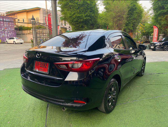   MAZDA 2 1.3  S SEDAN  AT 2021 5