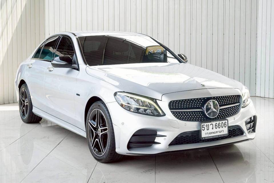 BENZ C-CLASS C300e AMG SPORT ปี 2021 สีเทา โฉม W205 ปี14-23 รูปที่ 3