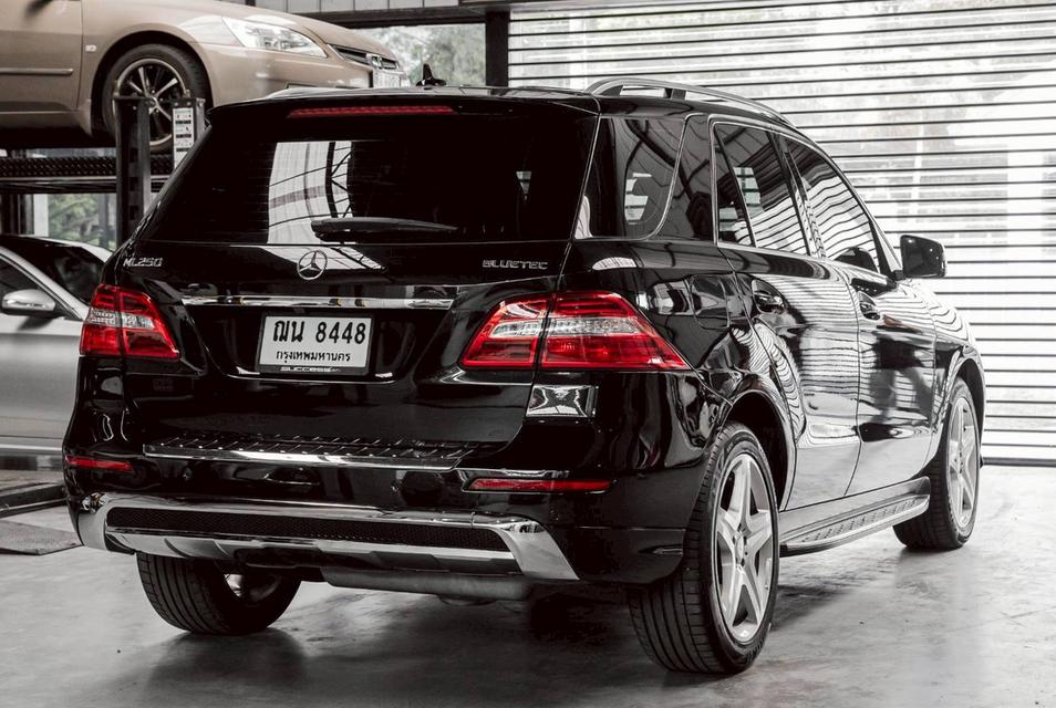 รหัสรถ 67GG8448 BENZ ML250 CDI Bluetec 4Matic AMG Package W166 Year​ 2015 16