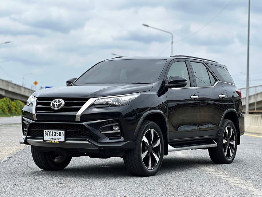 fortuner2.8 4wd รถสวย ราคา 999,000 บาท 10